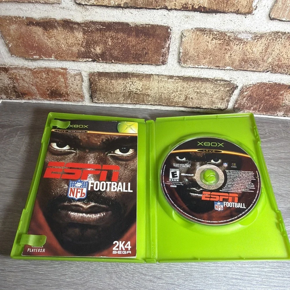 ESPN NFL Football 2K4 Original Microsoft Xbox CIB Complete